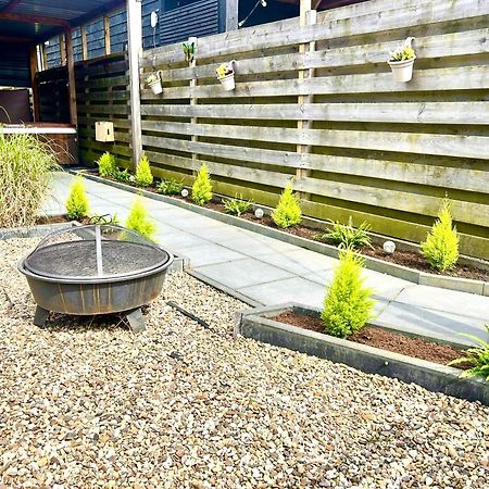 Tiny House With Sauna & Jacuzzi Near Amsterdam Vijfhuizen 外观 照片